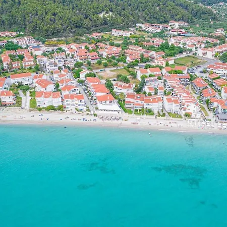 Sweet Dreams At The Seaside